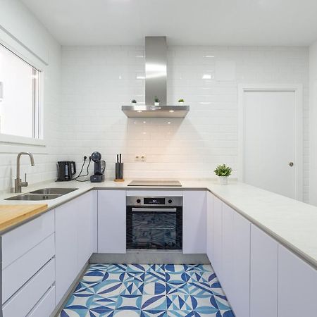 Alferez III By Ele Apartments Malaga Bagian luar foto