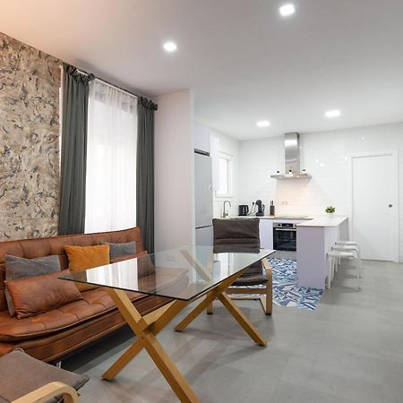 Alferez III By Ele Apartments Malaga Bagian luar foto